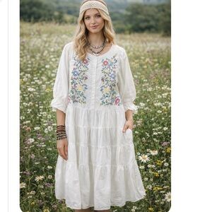 Vintage 1970’s embroidered floral tiered boho dress M